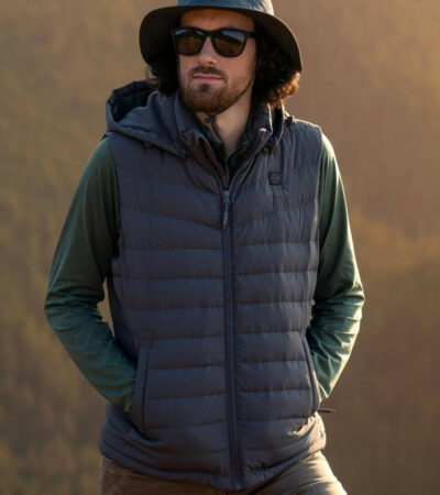 8 Best Heated Vests For Men For All Activities In 2026