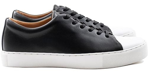 Crown Northampton Abington Toe Cap Sneakers