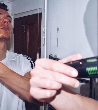 5 Best Vacuum Beard Trimmers for Easy Clean-Up 2026