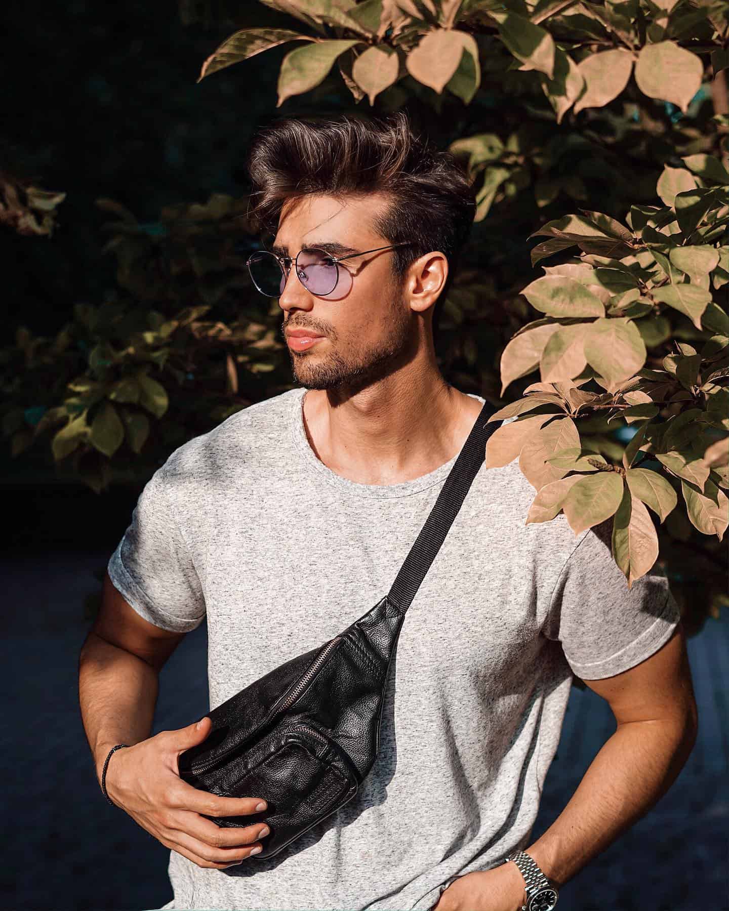 wearing a belt bag the cross body way