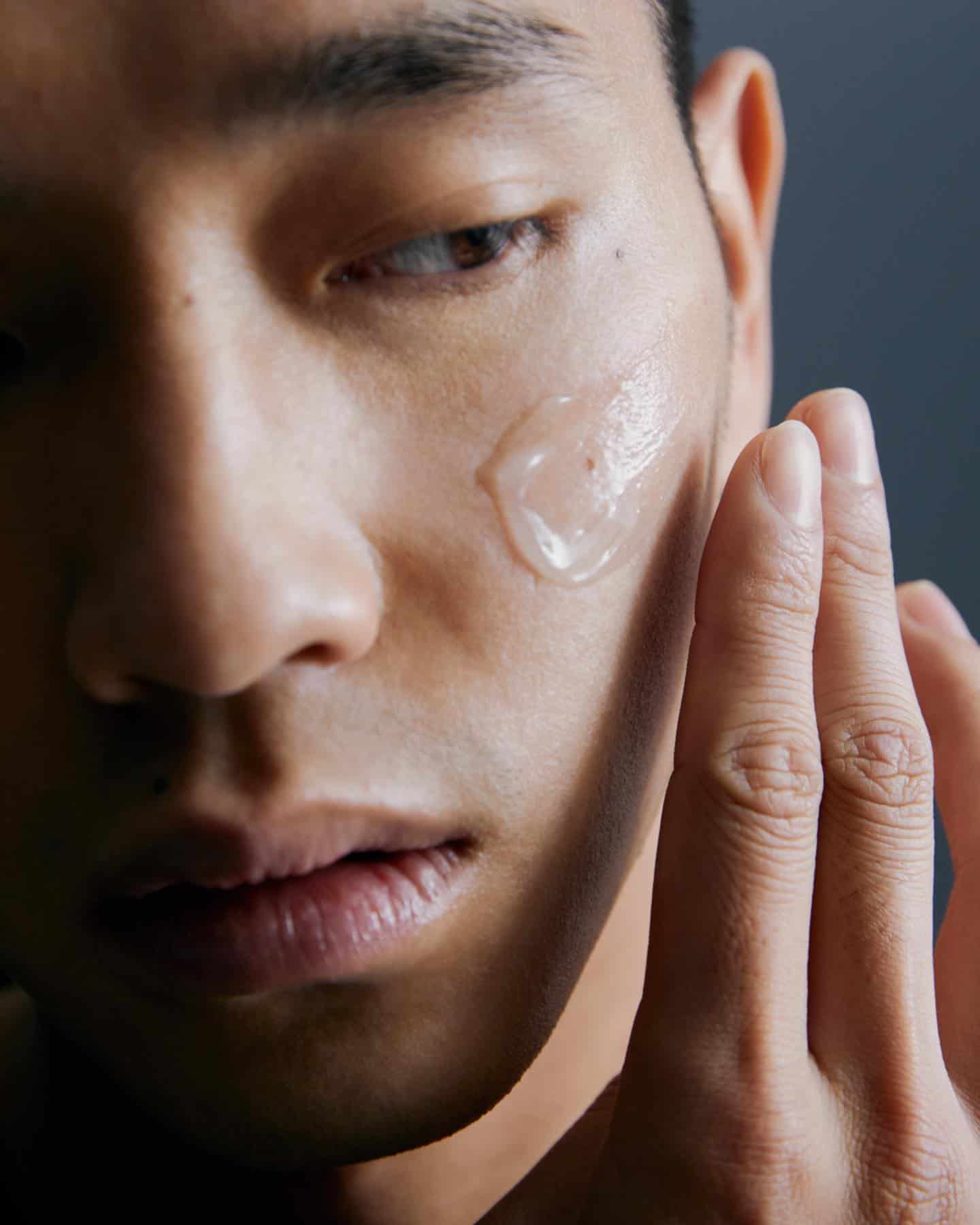 applying a deep mattifying fluid