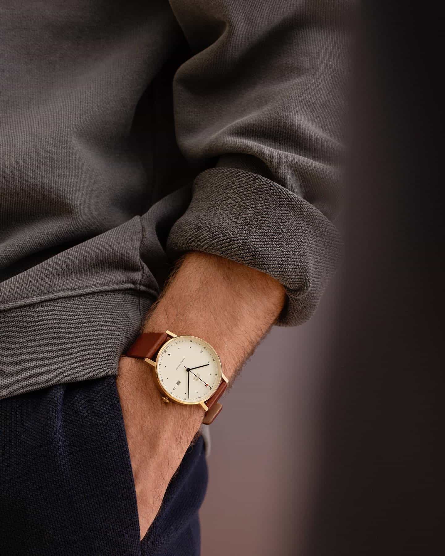 man keeping a hand in his pocket