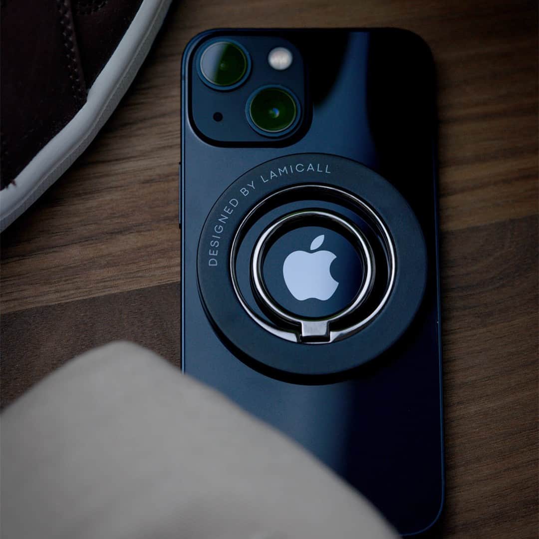 an installed ring phone holder by lamicall
