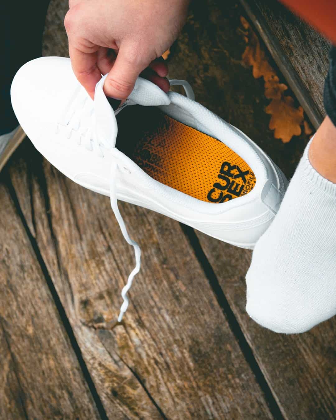 using a currex in sole for a white sneaker