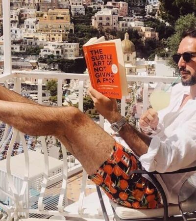 8 Best Self-Help Books for Men – Better Yourself in 2026