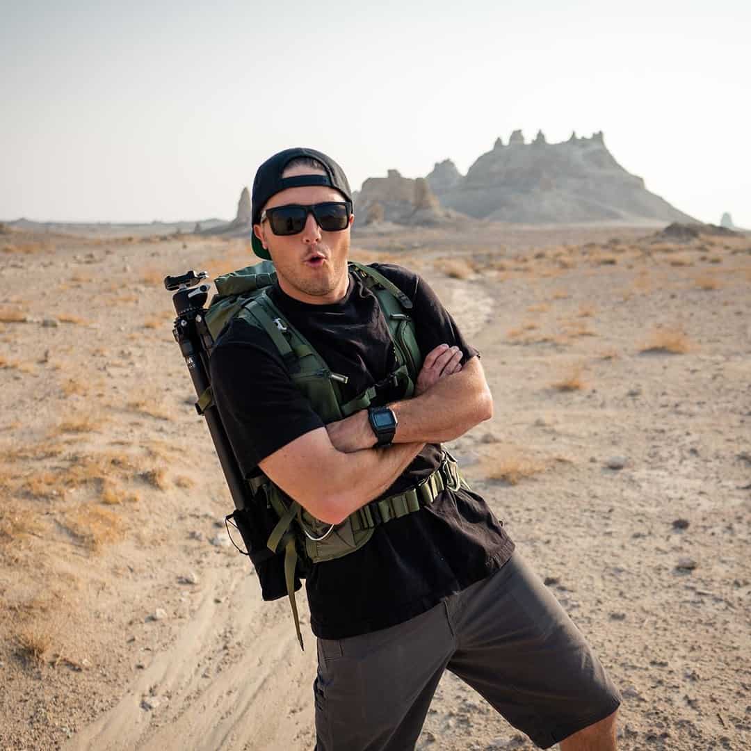 man enjoying the view at the desert
