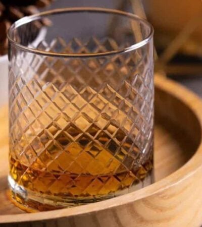 31 Best Gifts for Whiskey Lovers – Must Haves for 2026