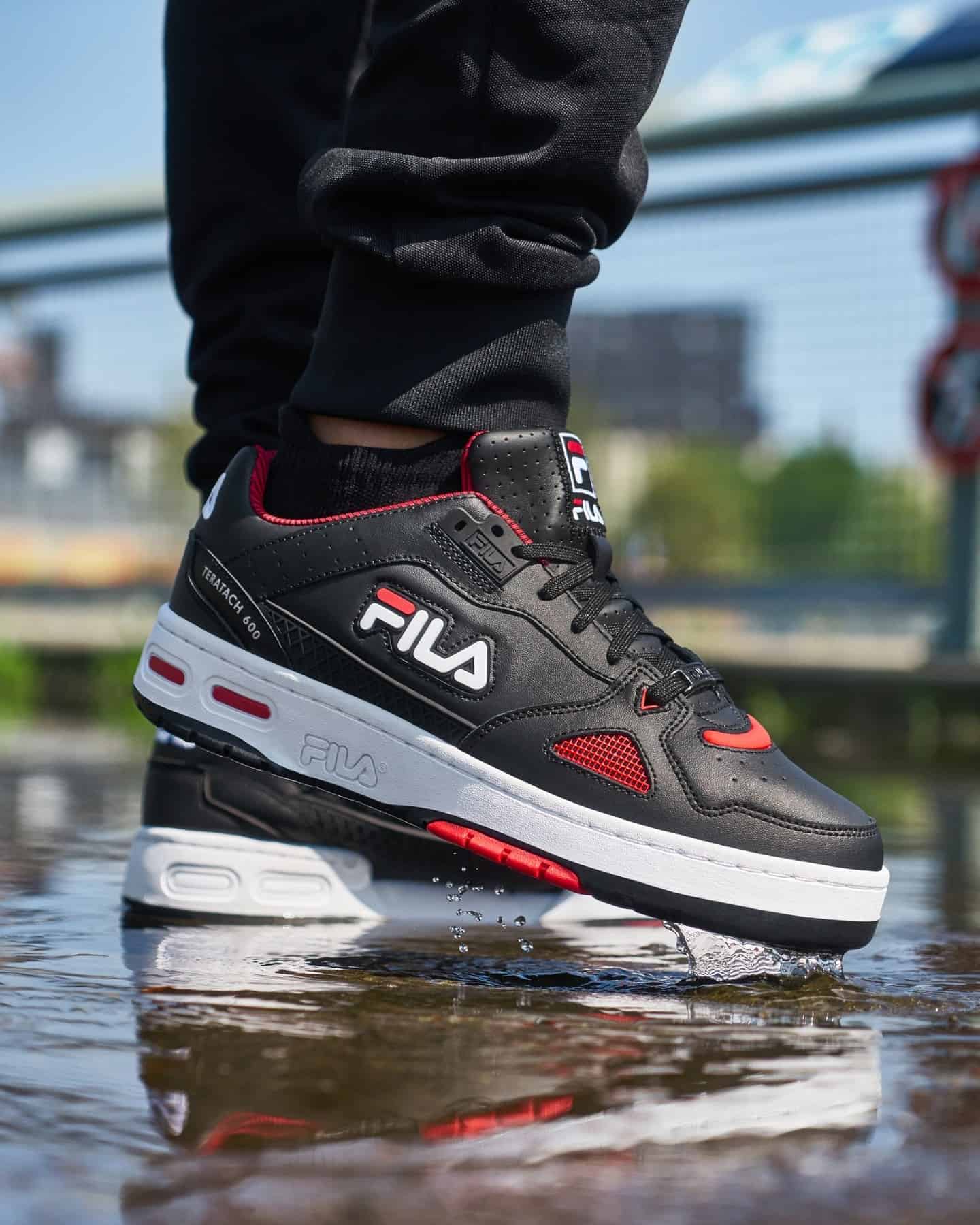 wearing a pair of teratach 600 by fila