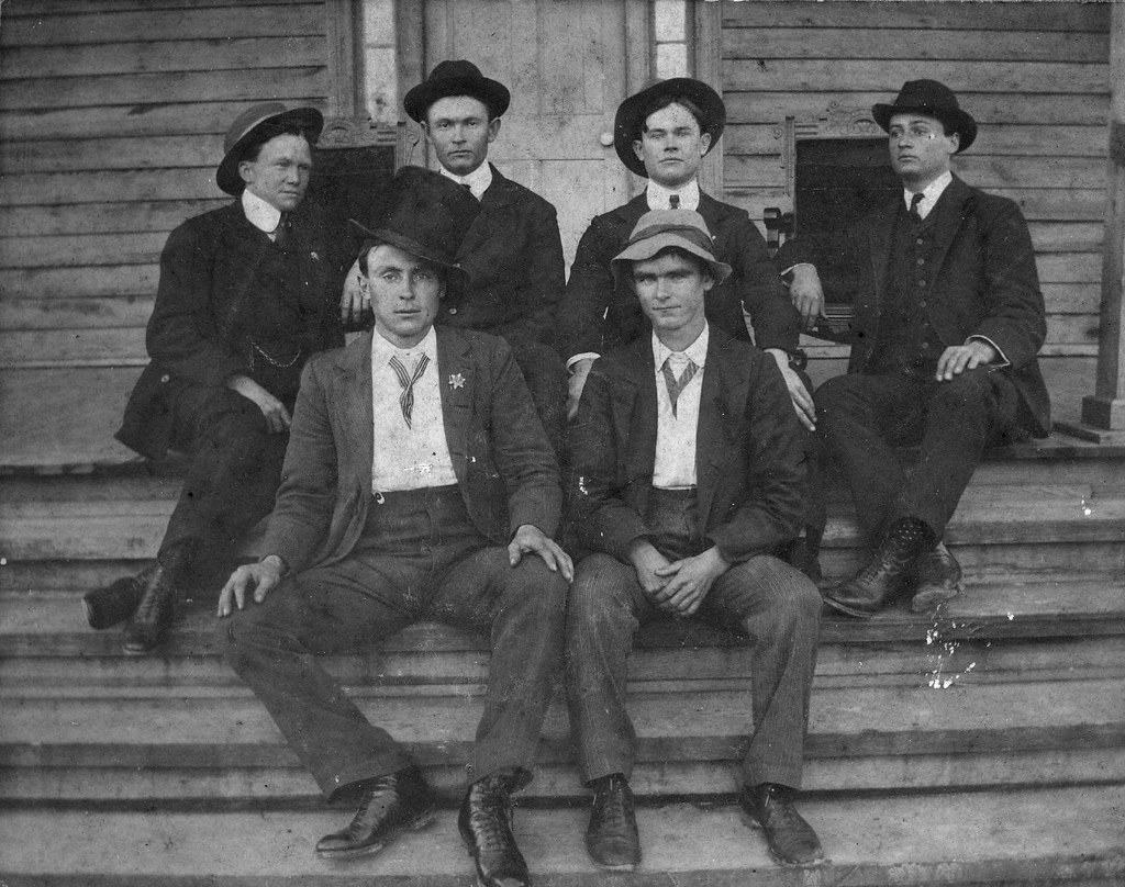 Casey men, friends and cousins ca 1900s