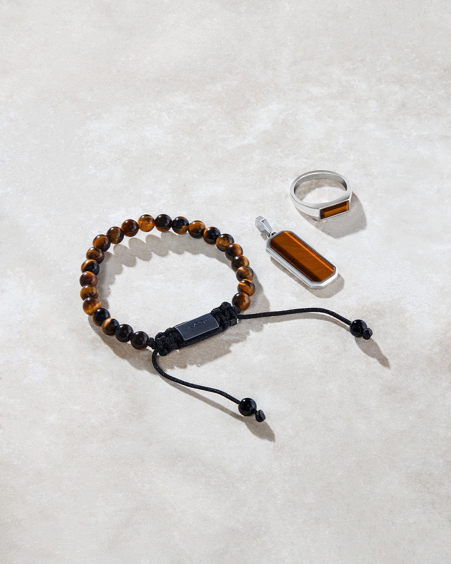 Best men's beaded bracelets – beaded bracelet, pendant and ring with tigers eye gems