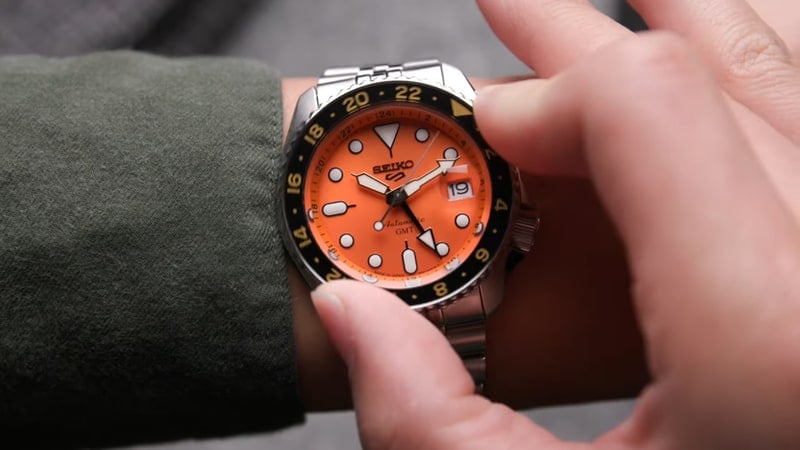 Seiko 5 GMT