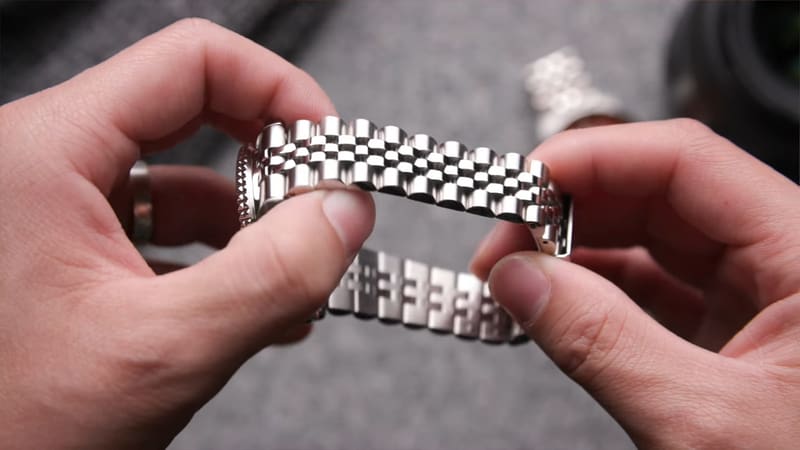Updated Bracelet Seiko 5 GMT Review