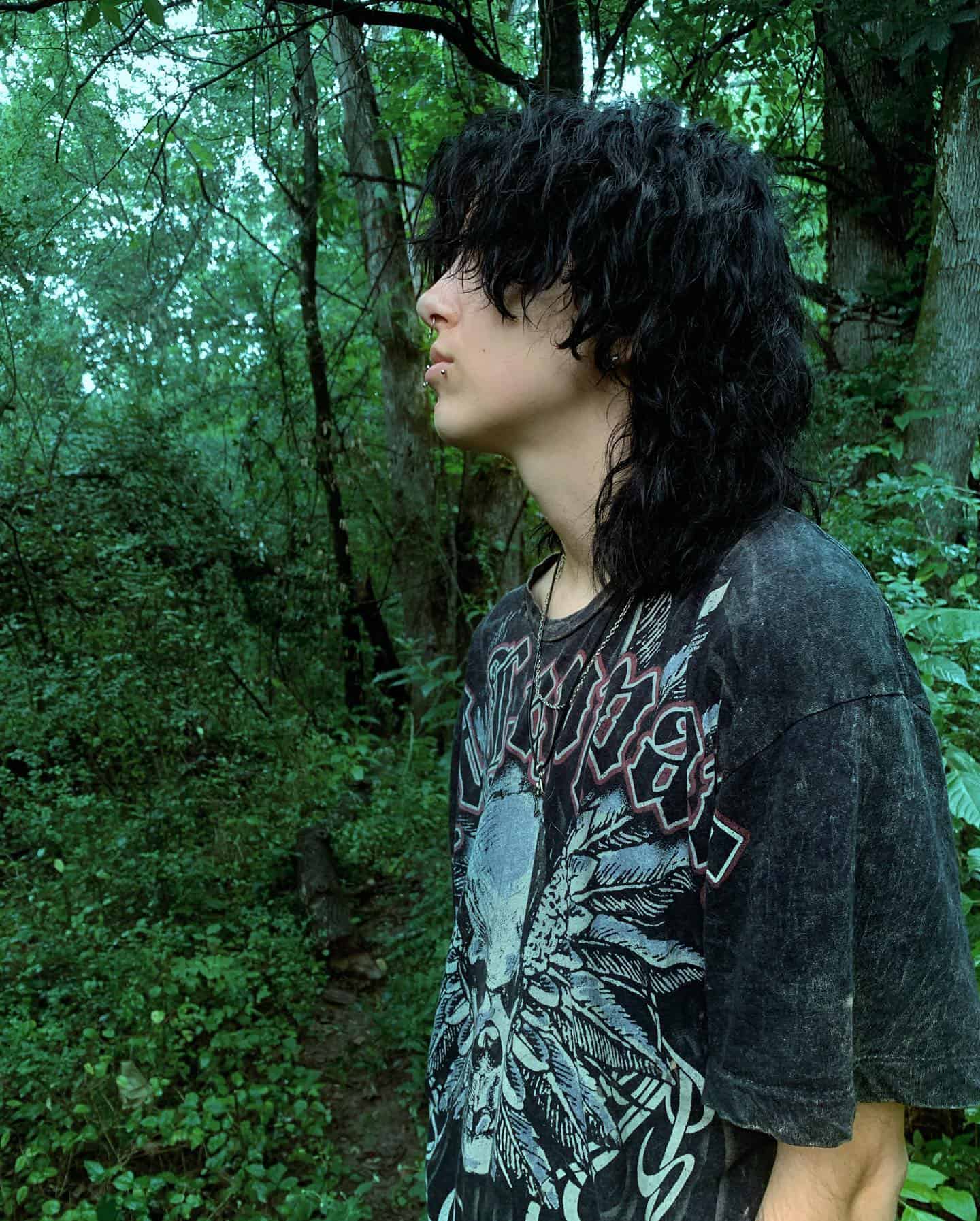 the scene style mullet haircut