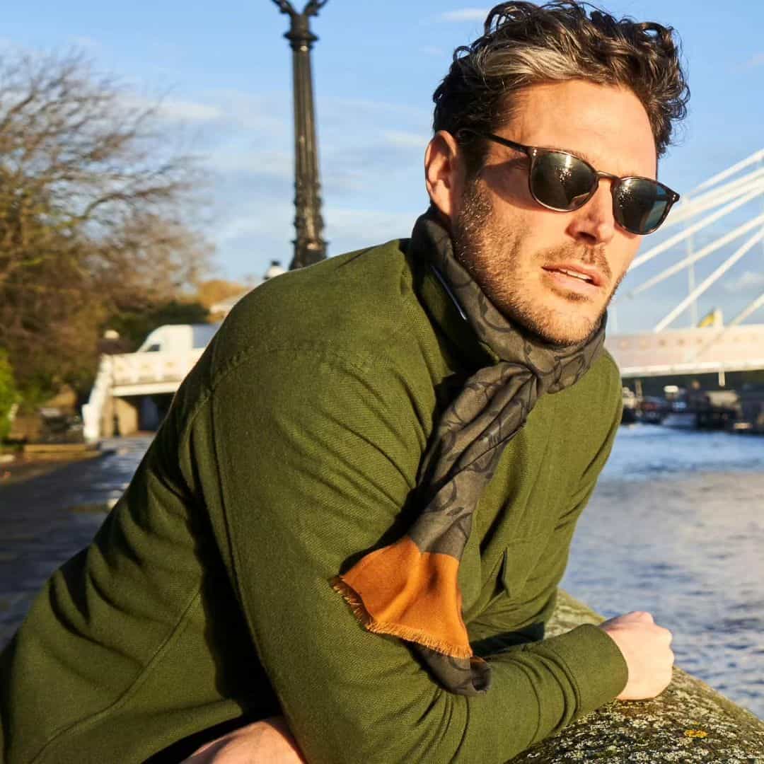 man wearing a decarbonized scarf made with Tencel modal