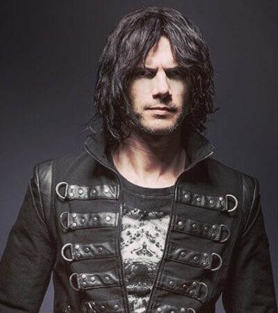 Gothic Fashion: Brooding, Forceful & All About the Black