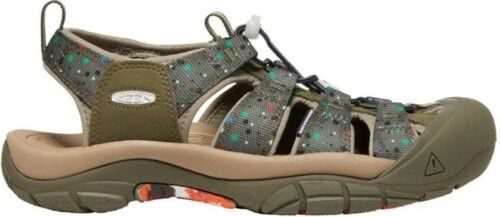 Keen Men’s Newport H2 Closed Toe Water Sandals: best beach sandals for men