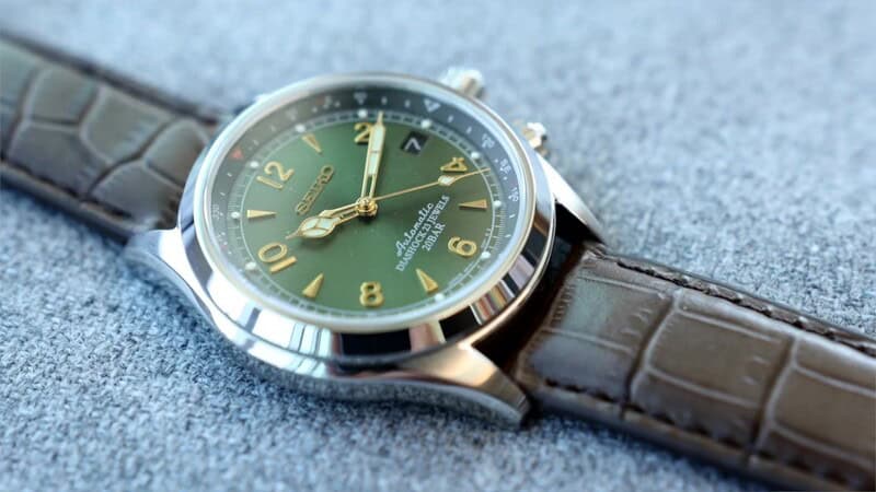 A fake seiko alpinist watch