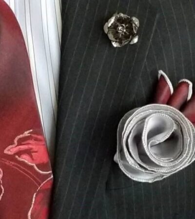 7 Best Pocket Square Holders to Pair with Suits in 2026
