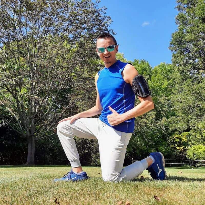 man wearing the Pudolla sports joggers