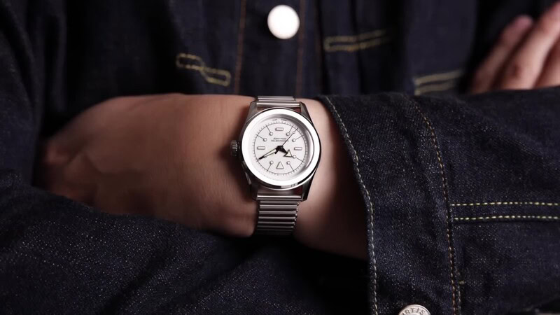 wearing the Serica 6190 MSL Chronometer