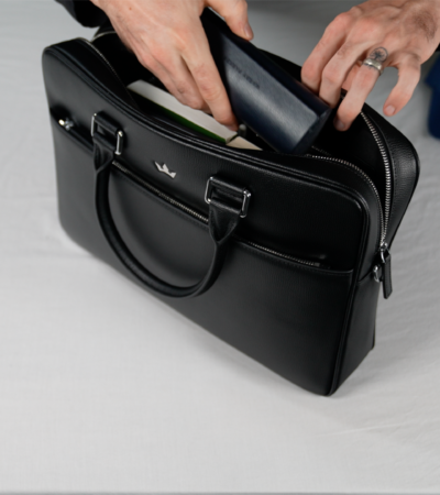 Roderer’s Award Briefcase Review: Luxury and Practicality in Perfect Harmony