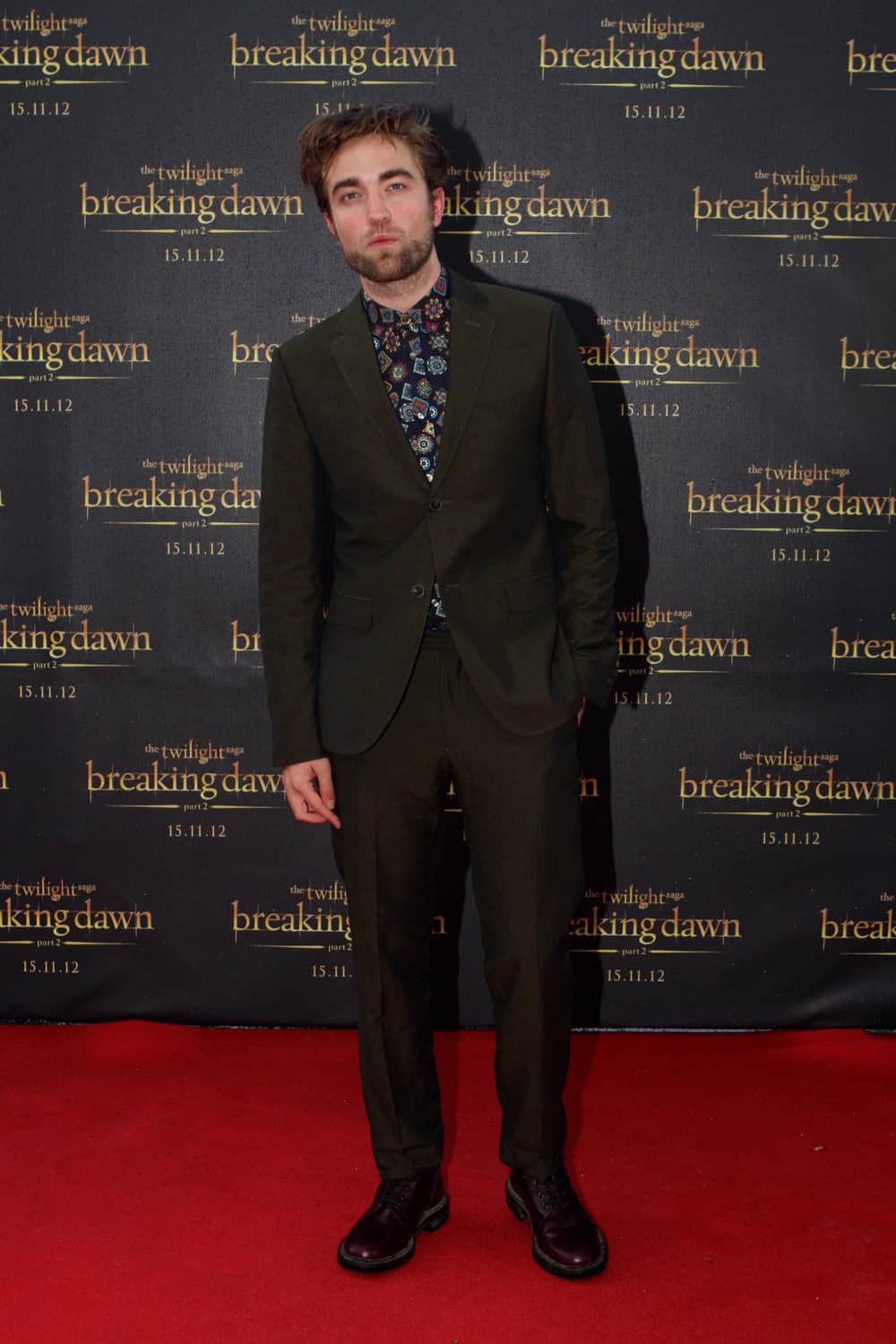 Robert Pattinson The Twilight Saga Breaking Dawn Sydney Australia red carpet premiere