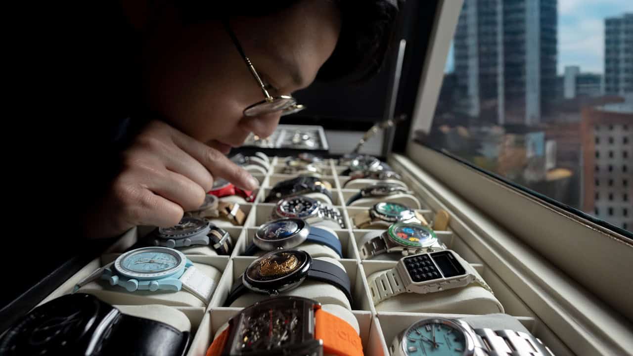 Inside the Growing Clicky Bezel Watch Collection: From Dive Watches to Grails