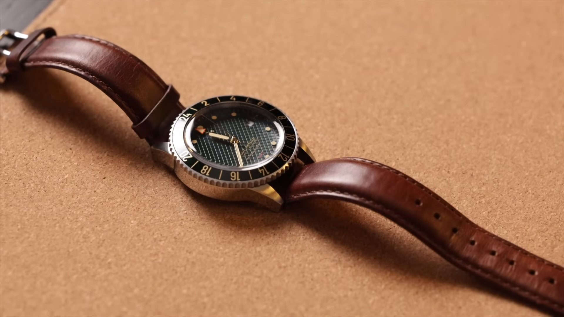 Gifts from the Industry - Clicky Bezel 2022