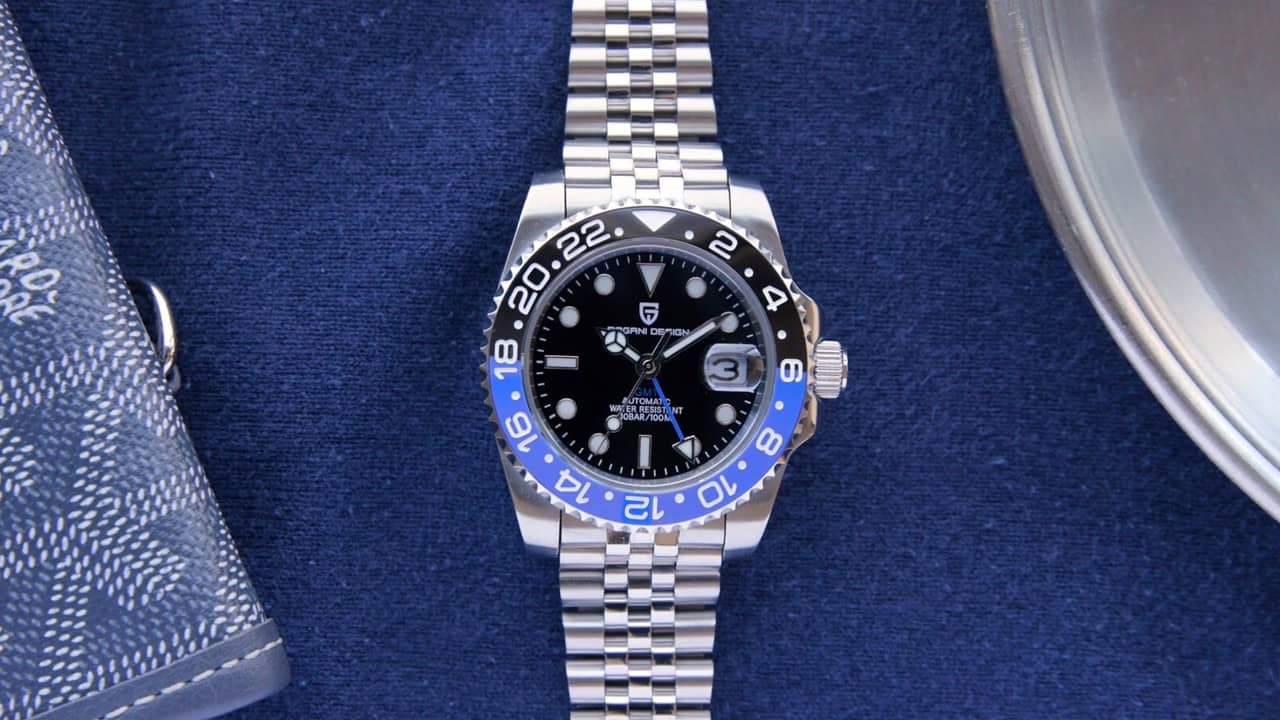 Homage VS Replica