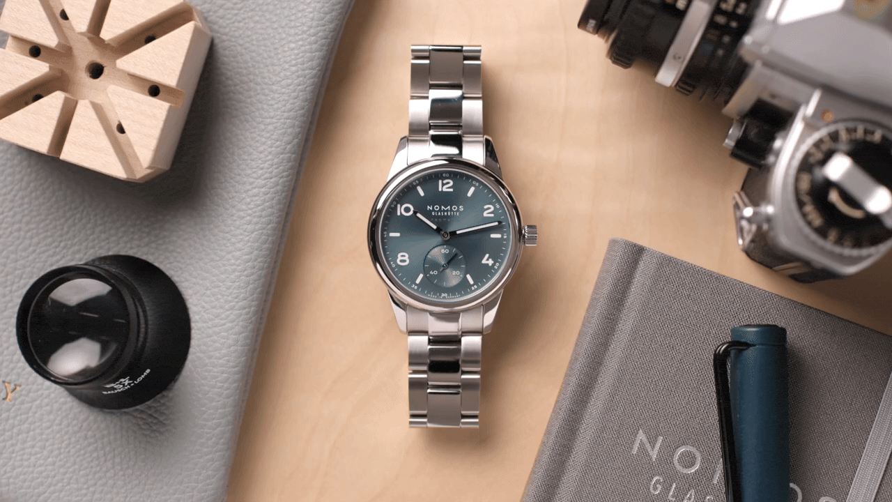 Nomos Club Sport Review by Clicky Bezel