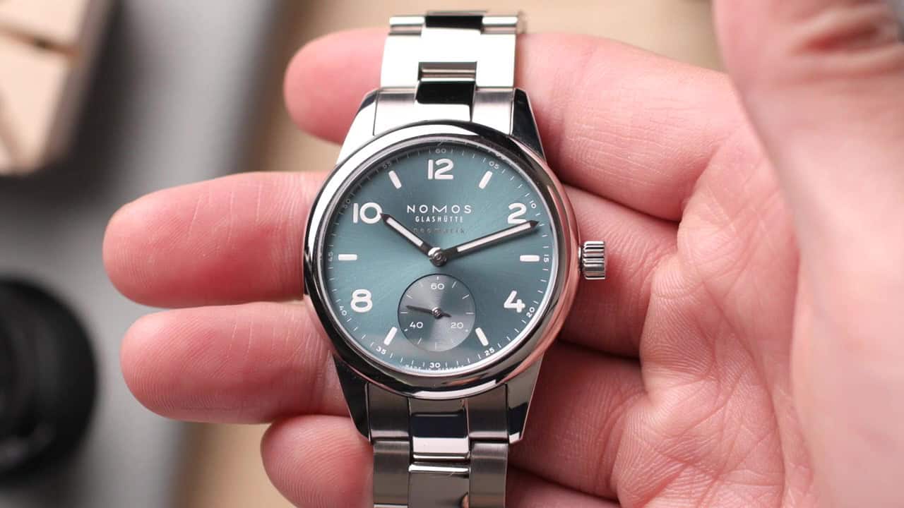 Who Is This Watch For