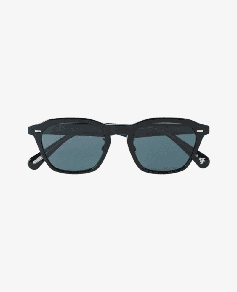 Oliver Peoples