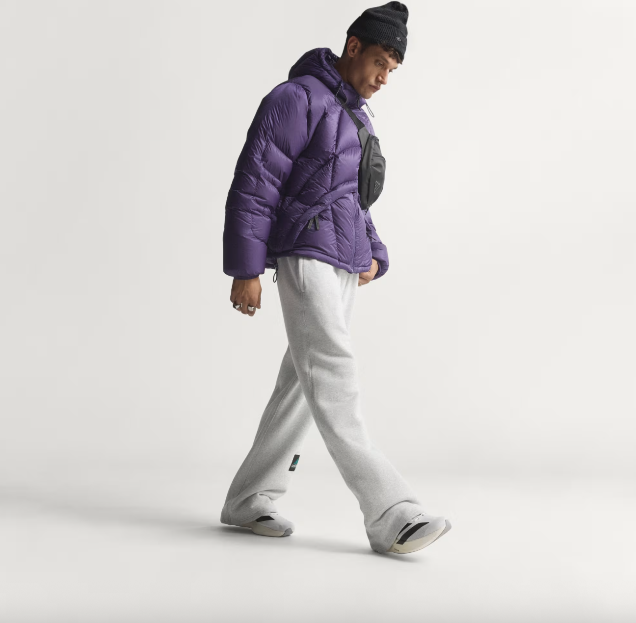 Puffer jacket, streetwear fashion, men's winter outfit, casual style, outdoor apparel, fashion beans, men's clothing, trendy winter wear, insulated jacket, urban fashion, men's style inspiration, contemporary menswear, cozy winter look, casual puffer, fashion-forward menswear, men's athleisure, winter street style, youthful fashion look, modern men's outerwear, winter fashion trends.