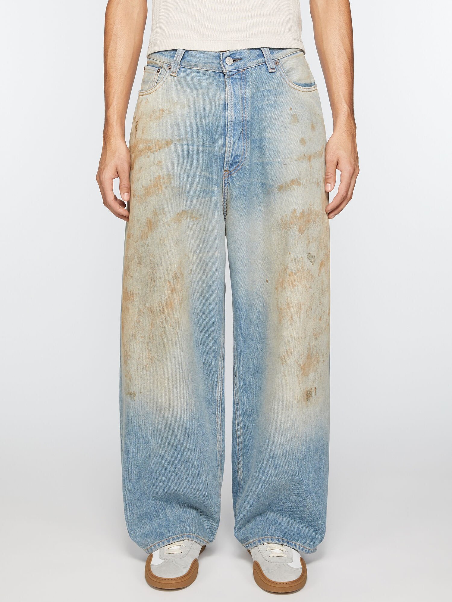 Acne Studios Loose Fit Jeans 2023