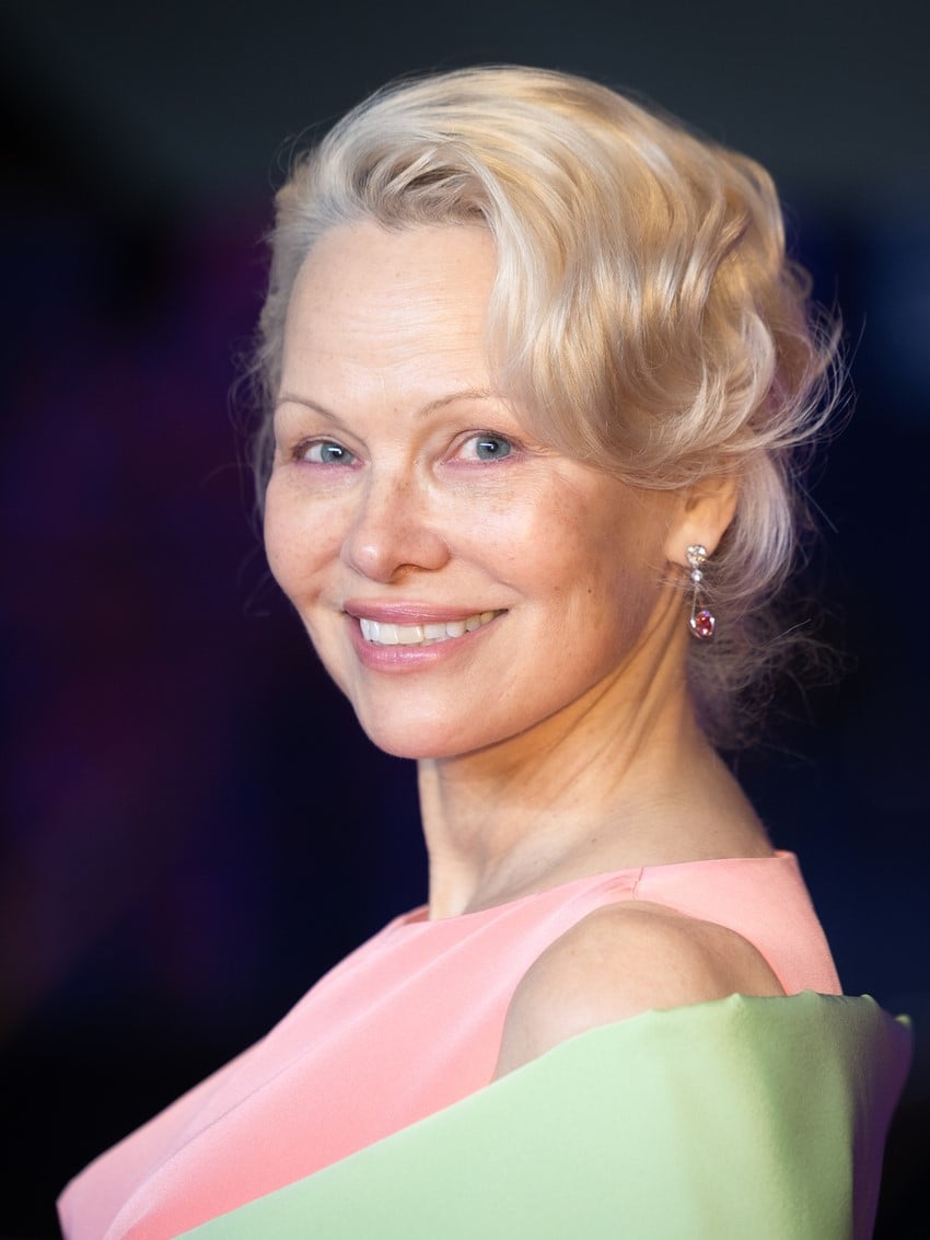 Greatest 90's Actresses - Pamela Anderson