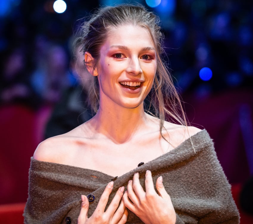 Hottest Young Actresses Under 30 - Hunter Schafer