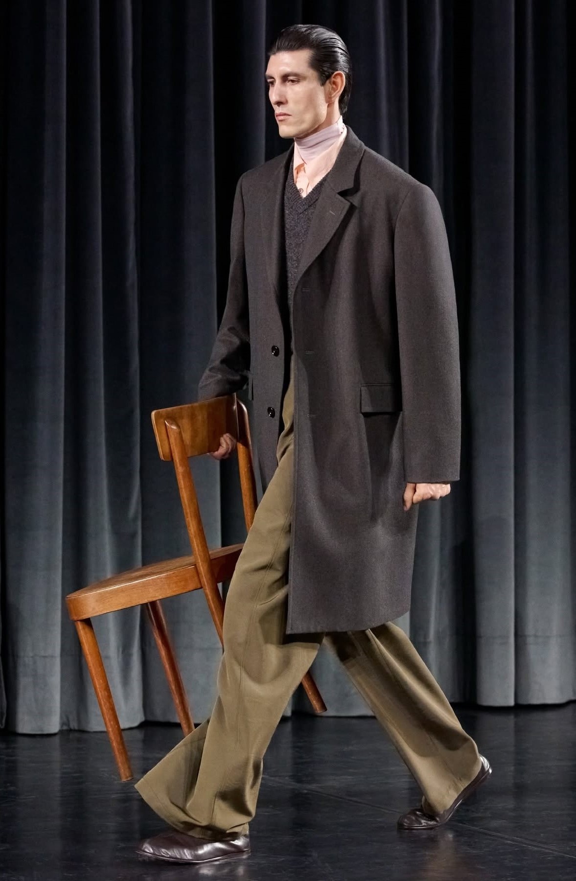 LEMAIRE Paris quiet luxury menswear